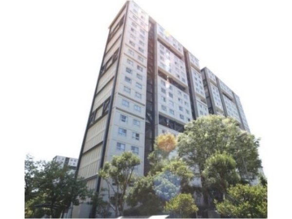 芦屋市若葉町 中古マンション外観写真