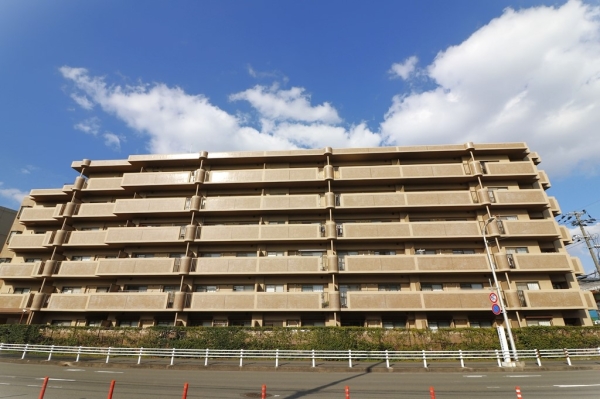 芦屋市新浜町 中古マンション外観写真